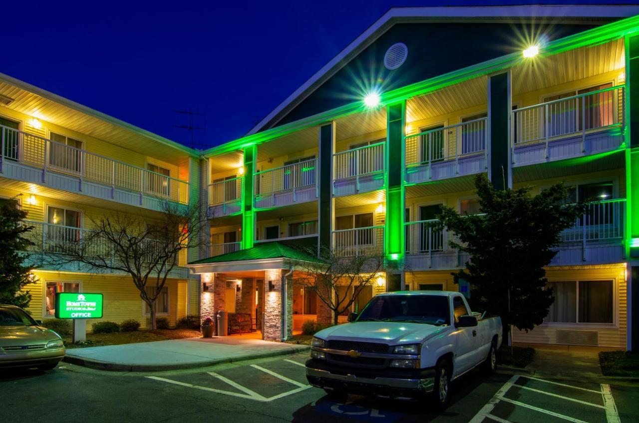 Hometowne Studios By Red Roof Winston-Salem - University Pkwy Zewnętrze zdjęcie